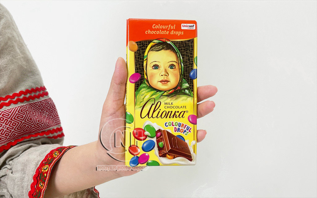 Kẹo socola Alionka nhân kẹo màu