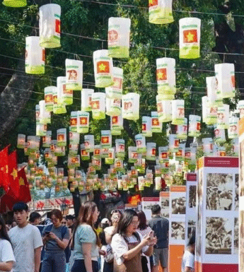 nguyen-hong-tham-gia-le-hoi-du-lich-ha-noi