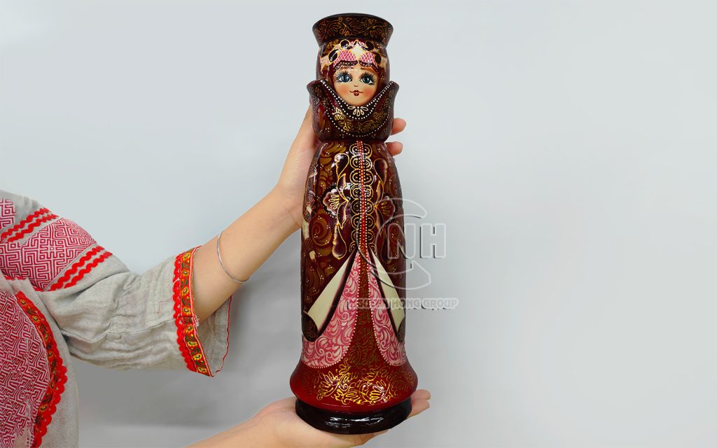 matryoshka-dung-do-uong-do-1600x1000-19