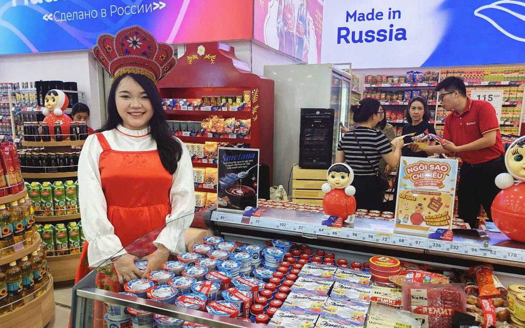 Chính thức ra mắt Góc hàng Nga (Russia Corner) tại WinMart Vincom Long Biên