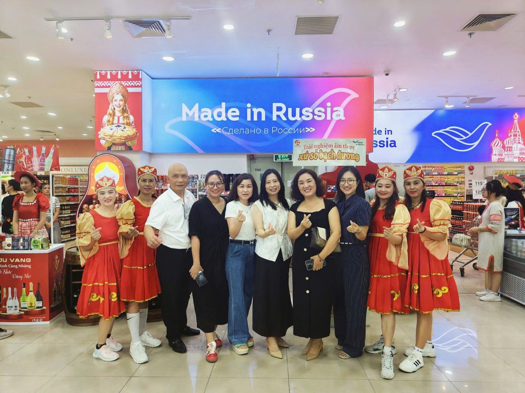 Chính thức ra mắt Góc hàng Nga (Russia Corner) tại WinMart Vincom Long Biên