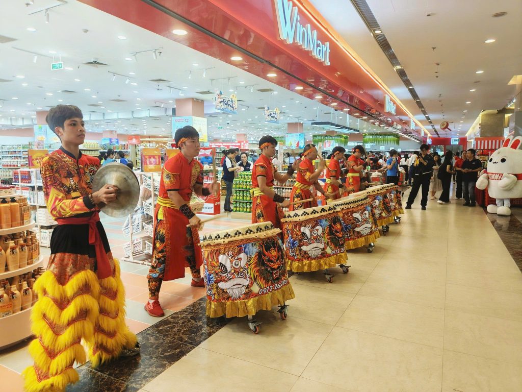 Chính thức ra mắt Góc hàng Nga (Russia Corner) tại WinMart Vincom Long Biên