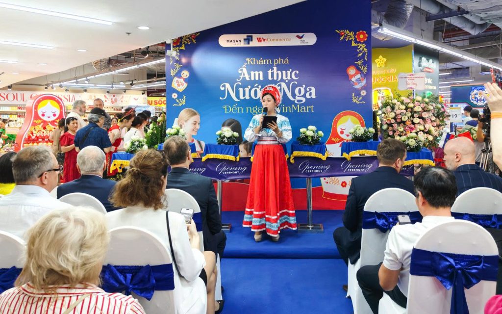 Từ Vincom Royal City đến Vincom Long Biên: Góc hàng Nga lan tỏa ẩm thực và văn hóa Nga
