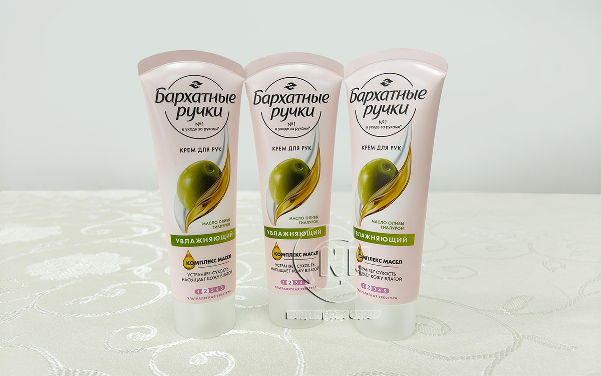 Kem dưỡng da tay Silky Hands ô liu siêu dưỡng ẩm