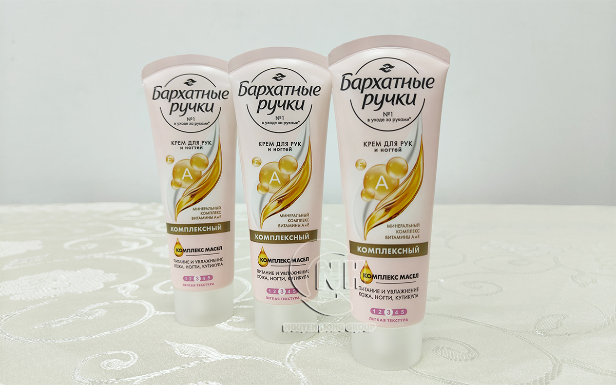 Kem dưỡng da tay và móng Silky Hands vitamin A&E