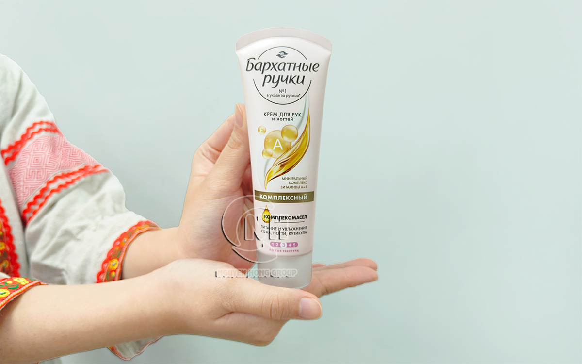 Kem dưỡng da tay và móng Silky Hands vitamin A&E