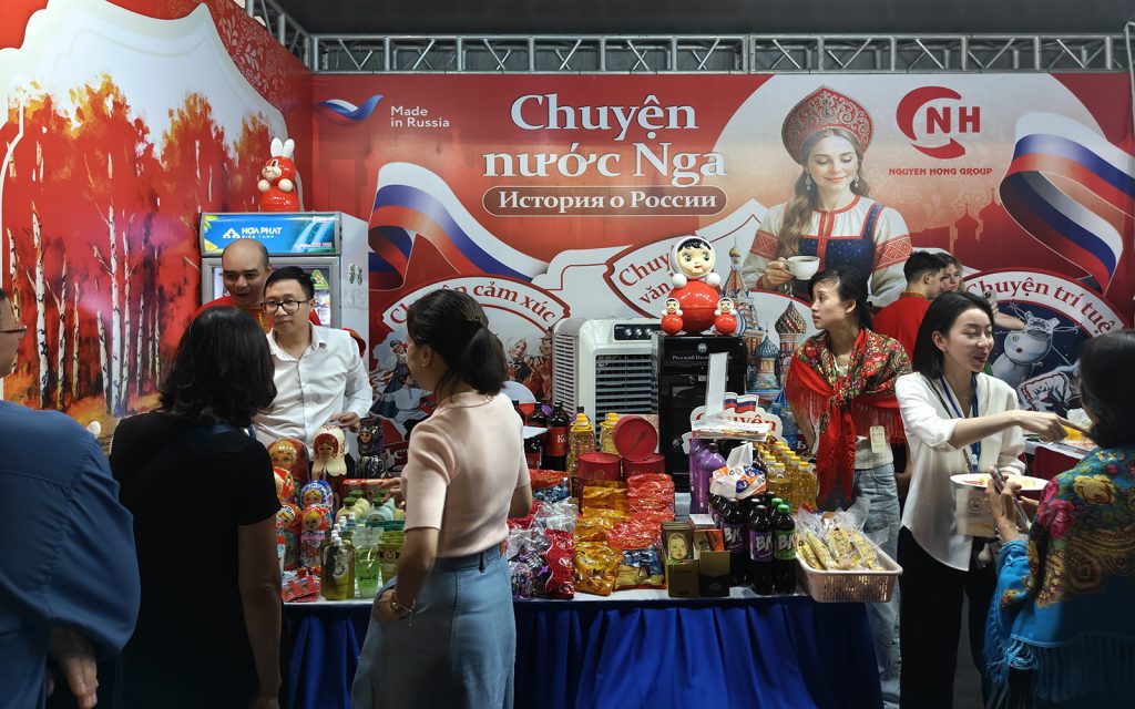 Hàng Nga tại siêu thị Nha Trang