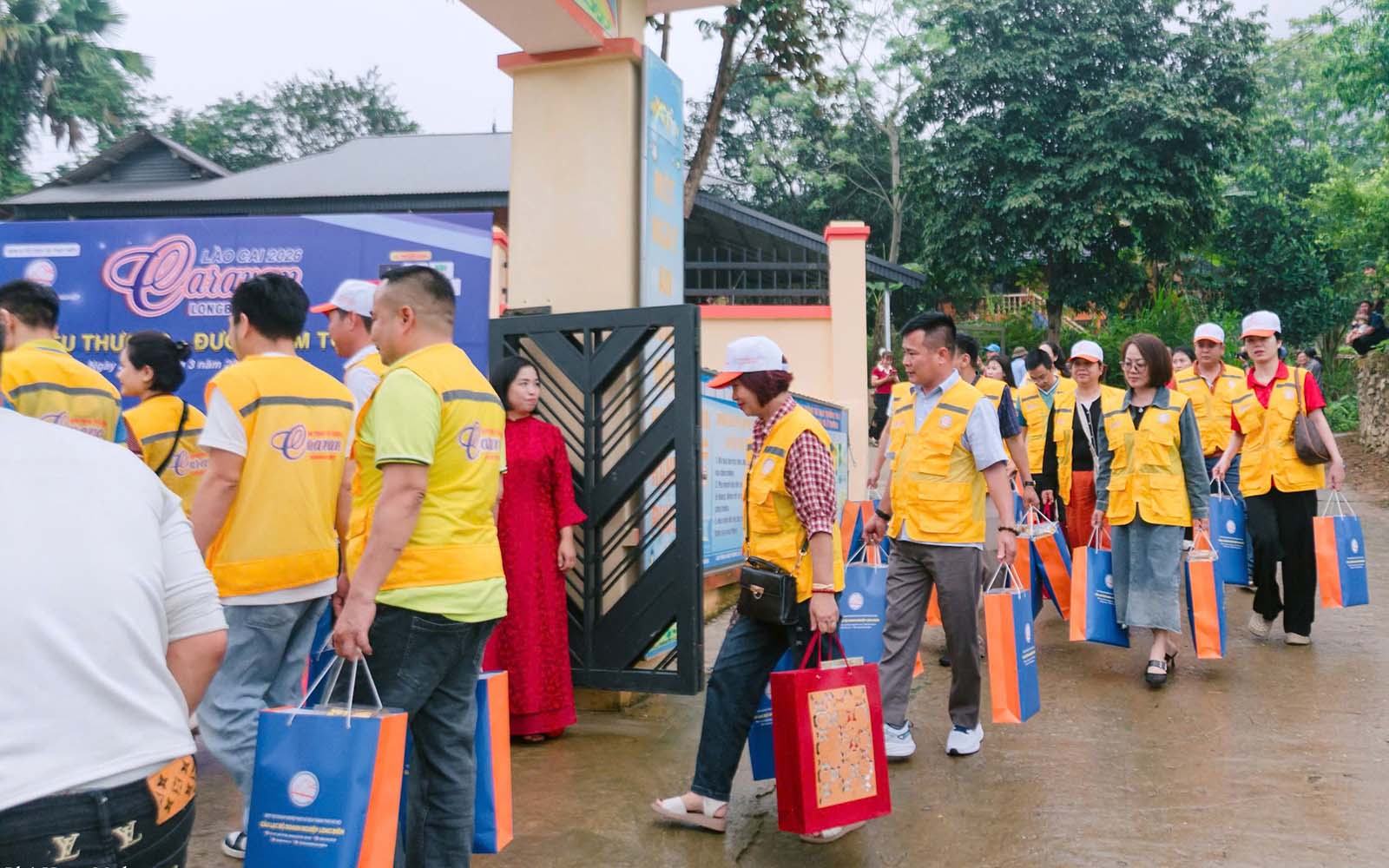 Phô mai Ruốc SOLSE đồng hành cùng “Hành trình yêu thương – Cùng em tới trường” 